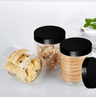 علبة بلاستيك بغطاء أسود لحفظ البهارات والتوابل حجم...