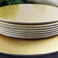 قاعدة كيك دائري ذهبي واسود-26 سم/العدد 8 قاعدة