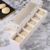 علب ورقية مستطيلة بنافذة للمعمول والشكولاتة مع تقس...