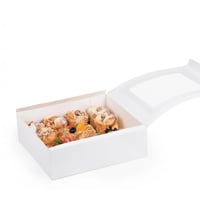 علب ورقية بيضاء مربعة بغطاء شفاف و بنافذة 35*35*10...