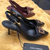 صندل نسائي D&G