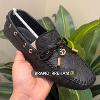 شوز فلات نسائي LV