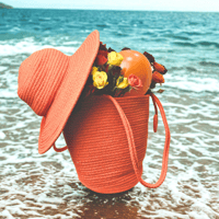 شنطة الصيف مع القبعة