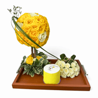 ميلاد الشجرة الصفراء