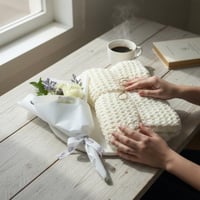 الشال الابيض الانيق