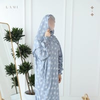 شرشف صلاة مشجر رمادي