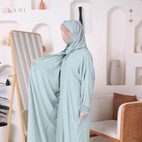 طقم صلاة همس الأزهار