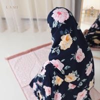 طقم عبير الورد كحلي