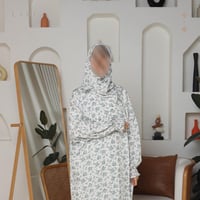 شرشف صلاة مشجر ابيض