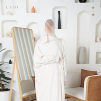 شرشف صلاة بيج فاتح