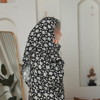 شرشف صلاة مشجر اسود