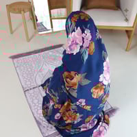 طقم زهرة الندى كحلي