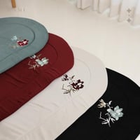 سجادة صلاة مزخرفة جاهزة