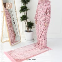 طقم شرشف صلاة وردي