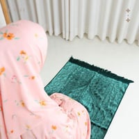 طقم صلاة زهرة الياسمين خربزي