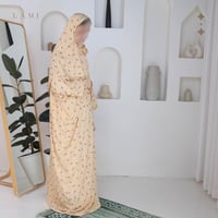 طقم صلاة زهرة الياسمين اصفر