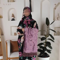 طقم زهرة الندى اسود