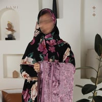 طقم زهرة الندى اسود