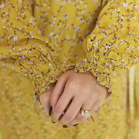 شرشف صلاة مشجر اصفر