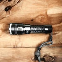 كشاف يد شحن يو اس بي 1000 متر