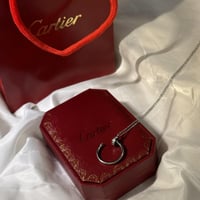 سلسال كارتير مسمار فضي مع الاحجار