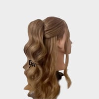 مانيكان رقبة روسي اشقر