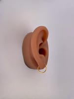 حلق ذهب عيار 21 – أناقة تنطق بالبساطة