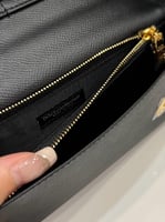 شنطة دولتشي اند غابانا