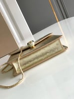 شنطة بولغاري Serpenti Forever مقاس 20cm