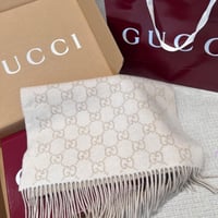 سكارف Gucci