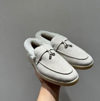 حذاء لورو بيانا