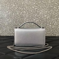 شنطة فالنتينو