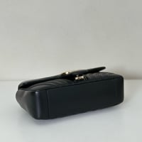 شنطة غوتشي مقاس 26cm