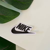 استيكر نايك