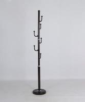 علاق ملابس حديد أسود بقاعده رخام