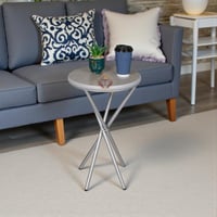 طاولة خدمة تصميم بسيط عملية بأرجل لون فضي وسطح خشب...