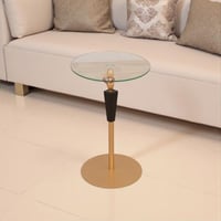 طاولة خدمة القاعدة حديد ذهبي والسطح زجاج شفاف تصمي...