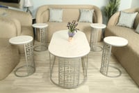 طقم طاوله حديد ليزر سطح خشب شكل ماركه