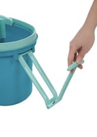 عربية مع ممسحة كمفرت تركي