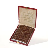 شال كشميري عاجي بتطريز رمادي داكن