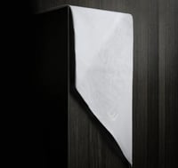 غترة دنهل أبيض