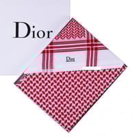 شماغ ديور كلاسيك