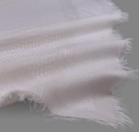 شماغ البسام كريمي مهدب