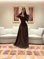 فستان بني راقي باكمام دانتل