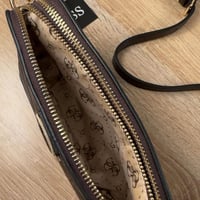 ماستر بدون بوكس - Guess