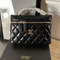 شانيل - اسود