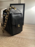 شانيل 25- اسود مقاس 22 " بدون بوكس "