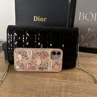 ديور- اسود لمعه مقاس ٢٣