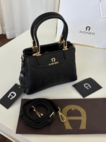 شناط نسائيه