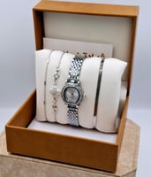 اطقم ساعات نسائي